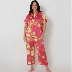 N NATORI Stretch Silky Satin Pj Set Size XL‎